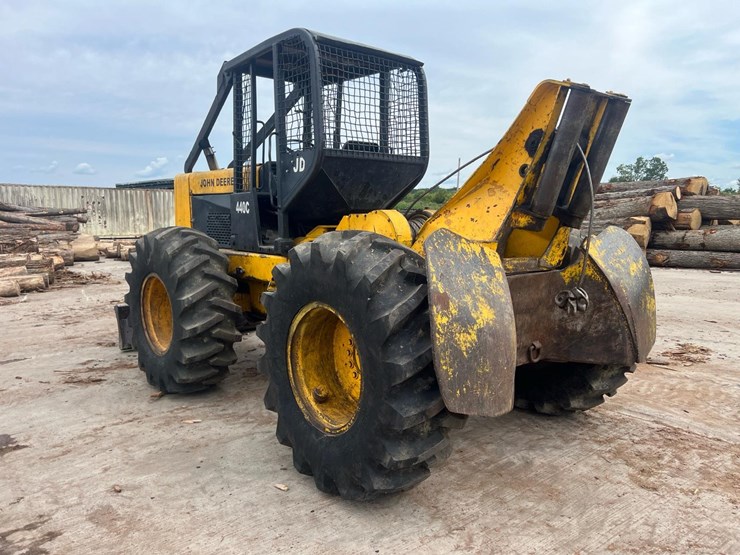 john-deere-440c-image-3