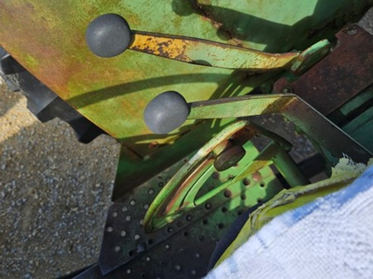2020-john-deere-2020-image-25