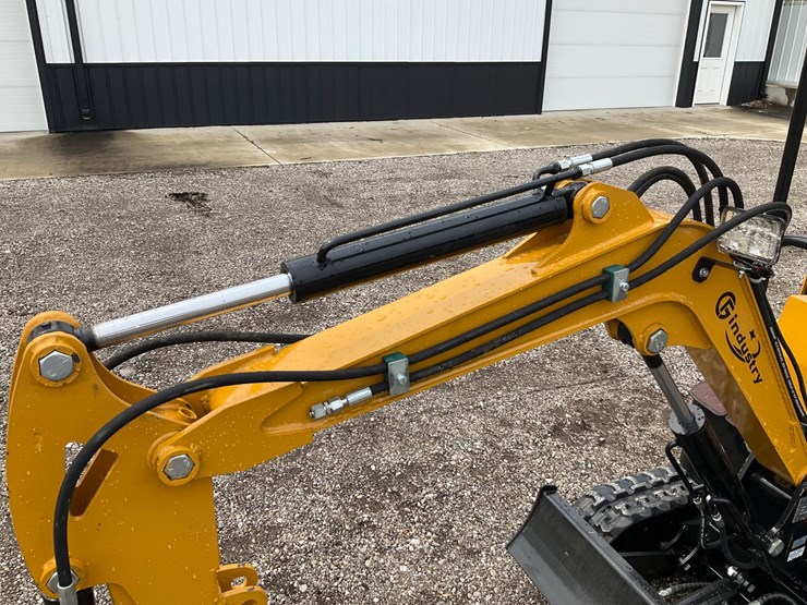 cfg-industry-h13r-image-11