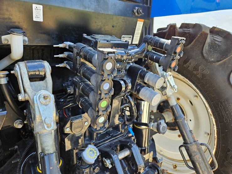 new-holland-t6.155-image-29