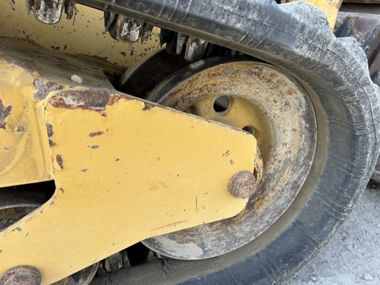caterpillar-259b-image-15