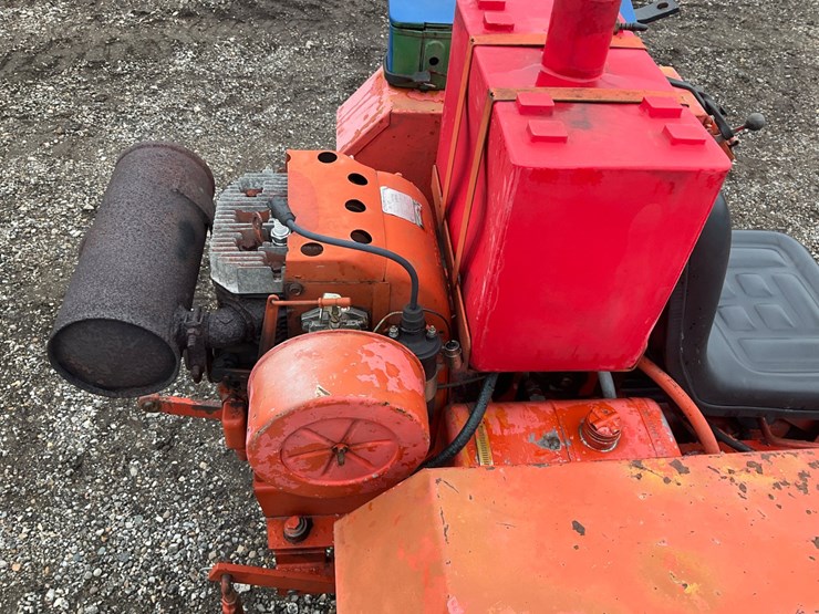 #6050-•-tri-tractor-mfg.-co.-tractor-image-17