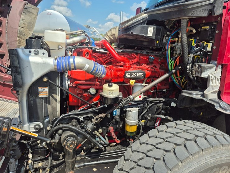 2018-kenworth-t880-image-11