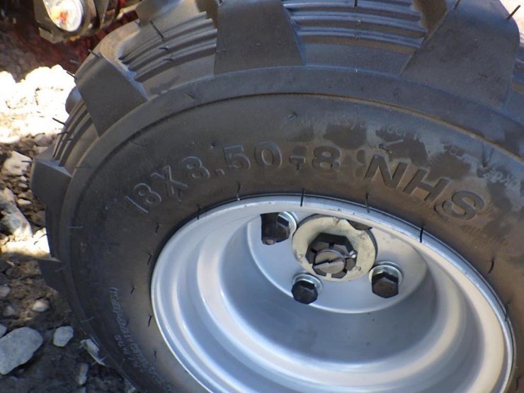 2026-future-323tz-skid-steer-loader-image-7