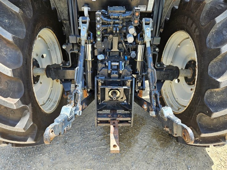 new-holland-t6.155-image-24