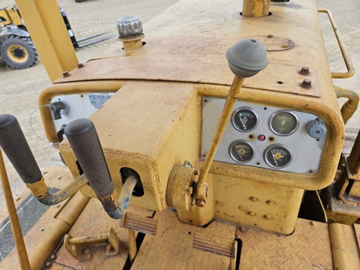 caterpillar-d5-image-33