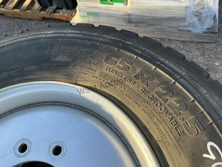 (2)-truck-wheels-&-tires-image-4