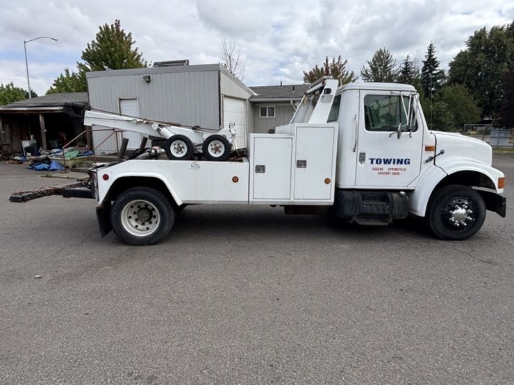 1997-international-4700-image-6