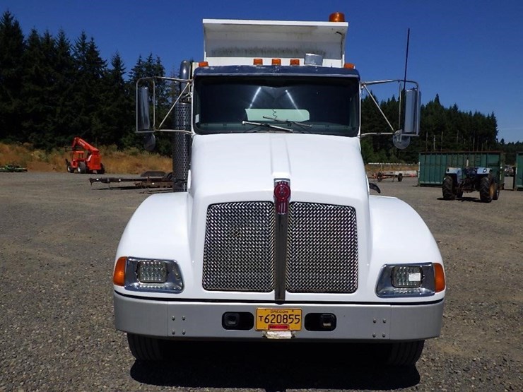 2006-kenworth-t300-image-8
