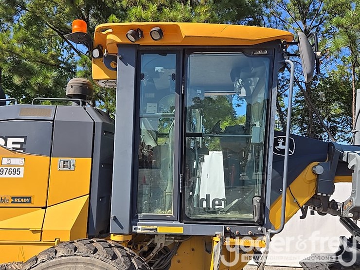 2016-deere-672gp-image-55