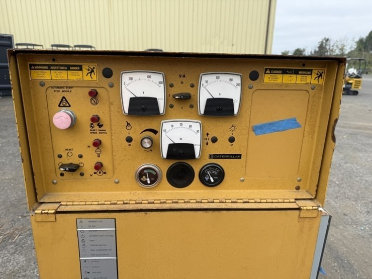caterpillar-3208-image-9