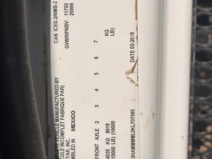 2019-international-durastar-4300-image-16