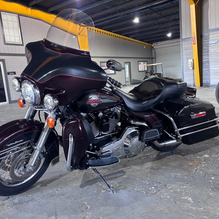 #35368 • 2006 HARLEY ULTRA