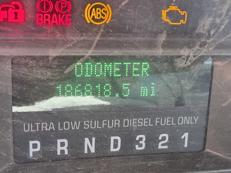 2010-ford-f550-image-2