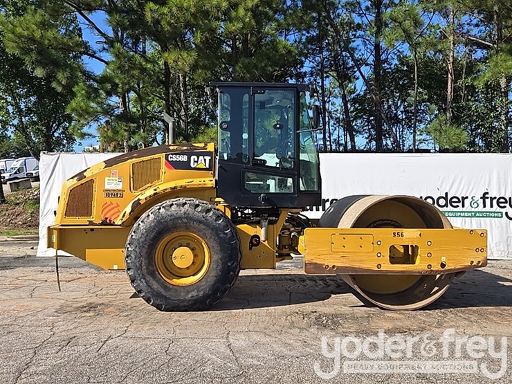 2020-caterpillar-cs56b-image-6