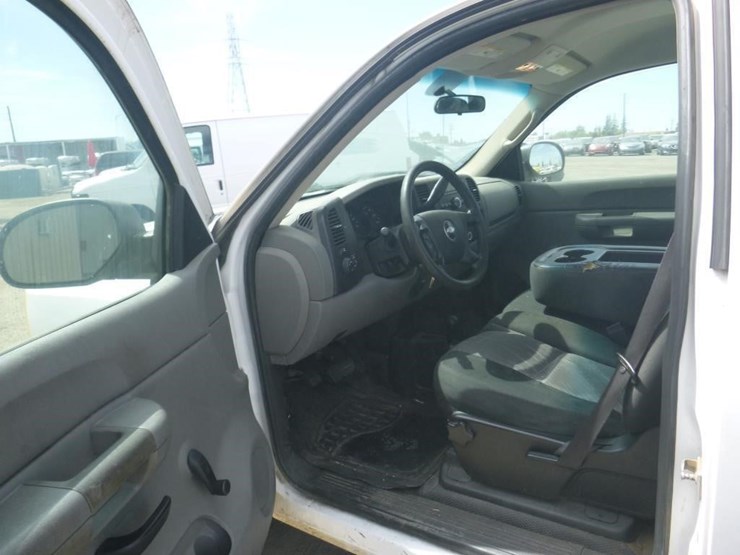 2008-chevrolet-1500-image-5