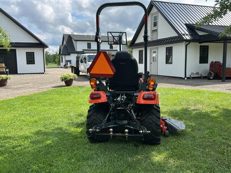 2022-kubota-bx2380-image-7