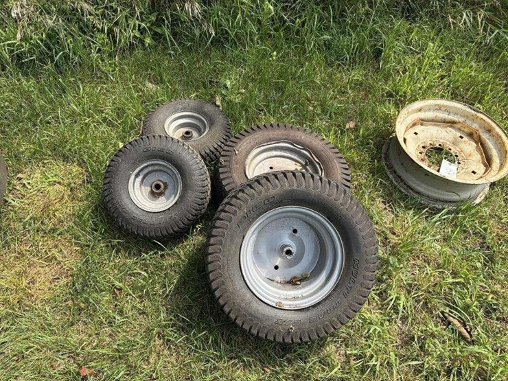 lawn-tractor-wheel-set---20x8-10-&-15x6-6-image-1