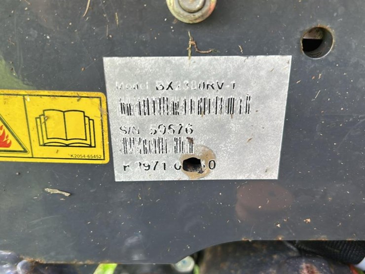 2022-kubota-bx2380-image-10