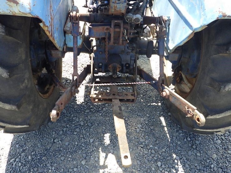 vtb-u-445-tractor-image-13