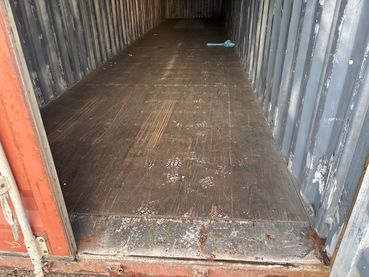 #1235-•-40ft-shipping-container-image-5