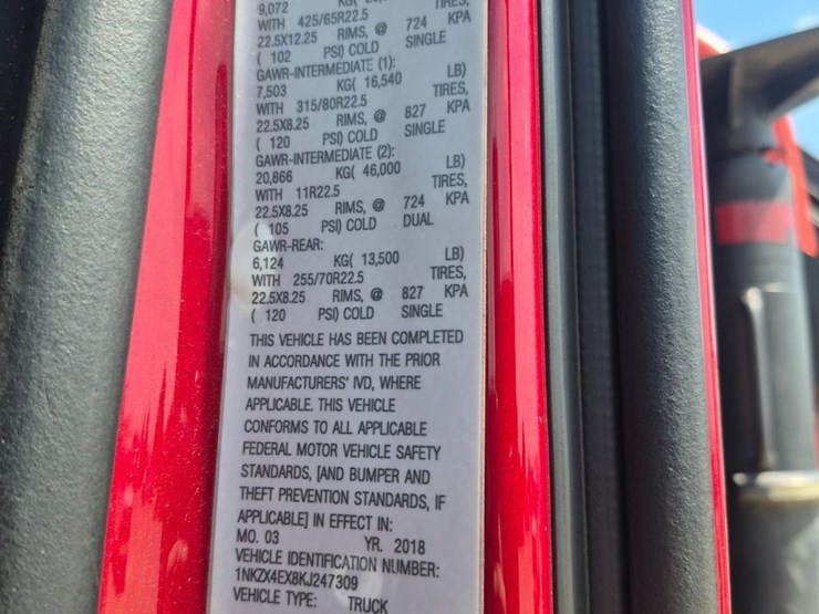 2018-kenworth-t880-image-21
