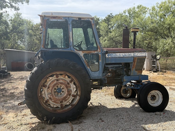ford-7700-image-6
