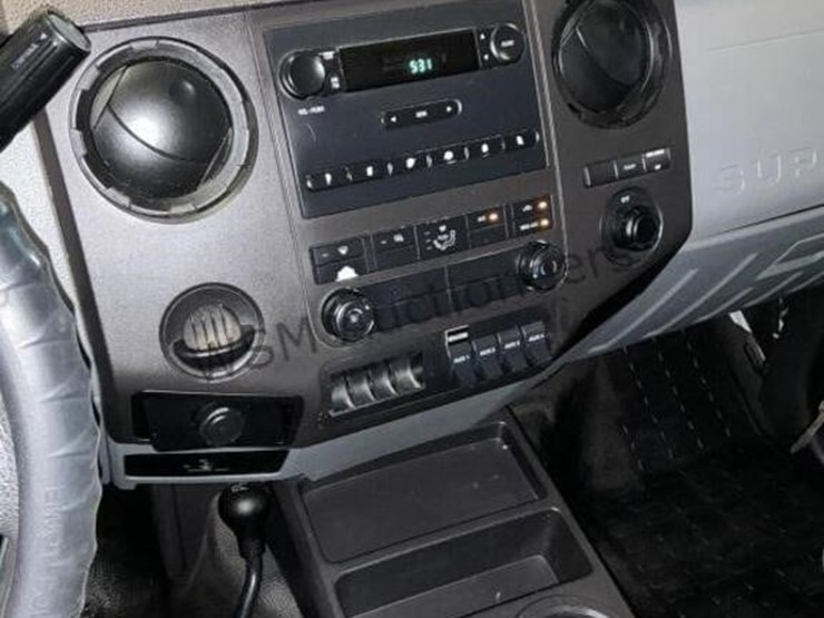 2015-ford-f350-image-23