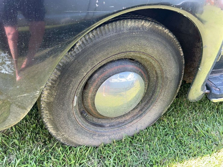 1941-dodge-fluid-drive-image-33