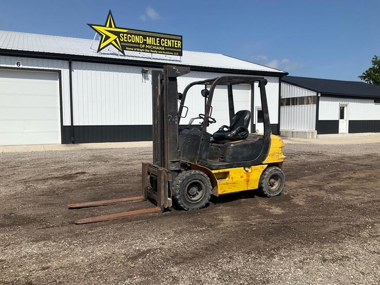 #1354-•-clark-sf250-forklift*-image-1