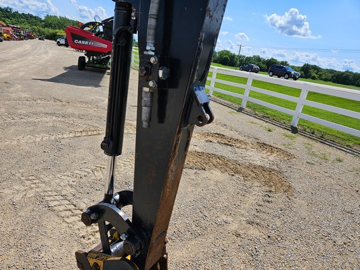deere-35g-image-11