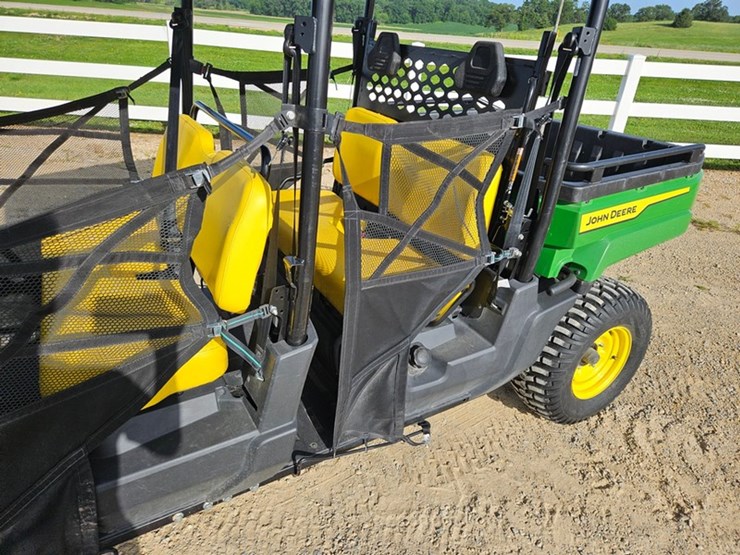 john-deere-gator-image-33