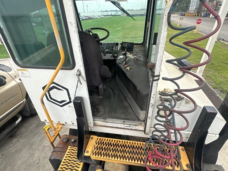 2011-capacity-tj5000-image-10