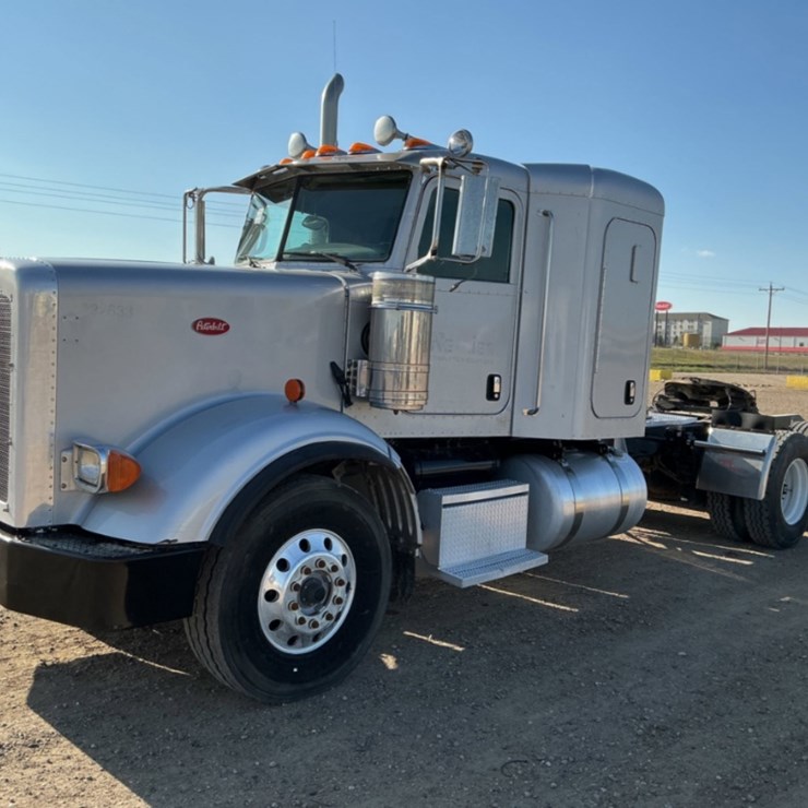 2015 PETERBILT 367
