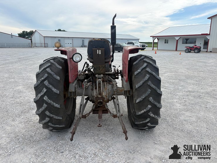 massey-ferguson-175-image-6
