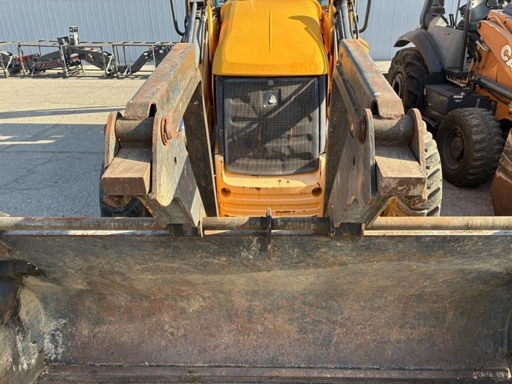 2008-jcb-3cx-image-19