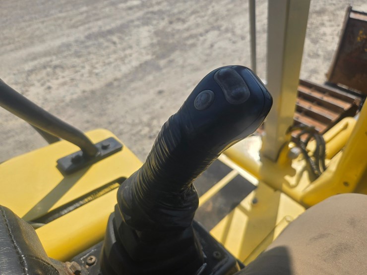 new-holland-dc80-image-40