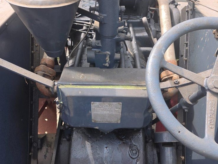 #6044-•-1928-rumely-oil-pull-model-x-tractor---offsite-image-13