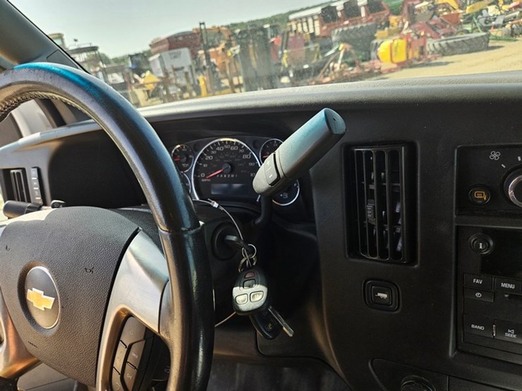 2018-chevrolet-g20-image-29