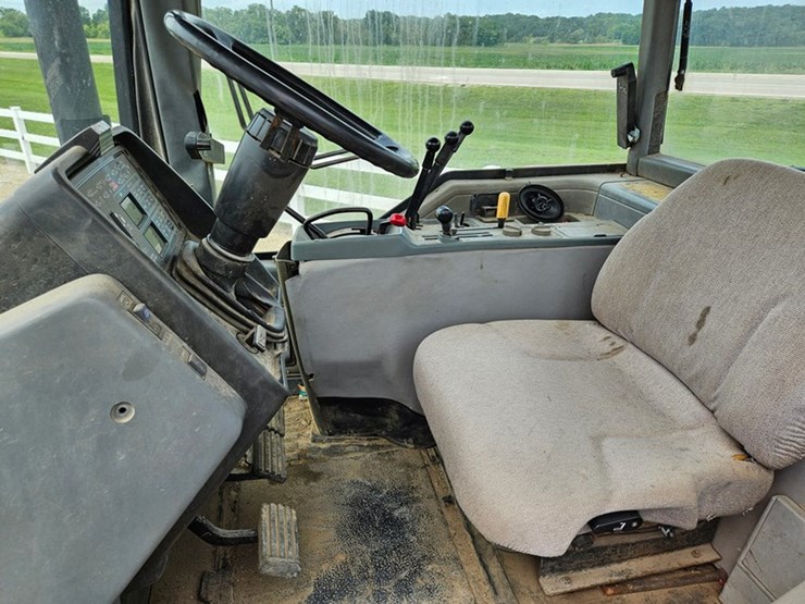 case-ih-7140-image-30