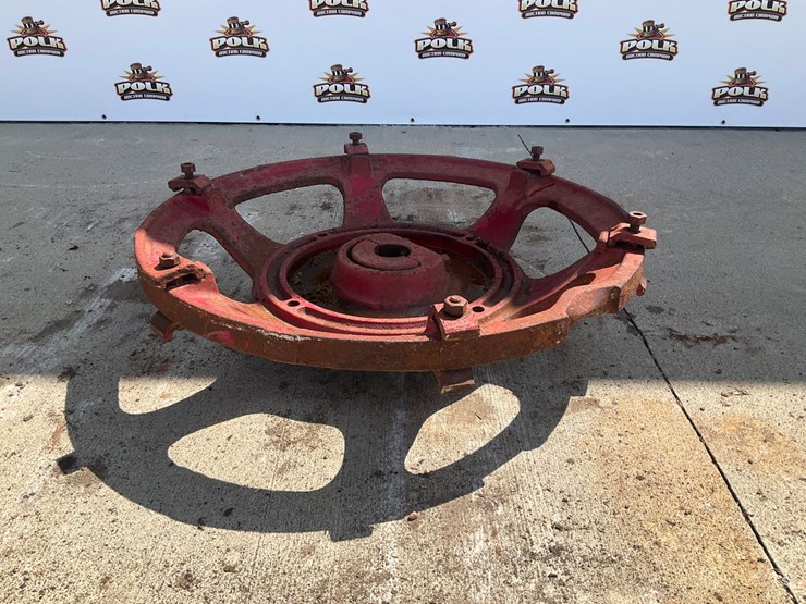 #5025-•-tractor-wheel-cast-center-image-1