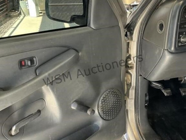 2000-gmc-sierra-1500-image-23