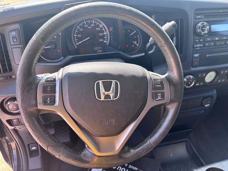 2013-honda-ridgeline-image-11