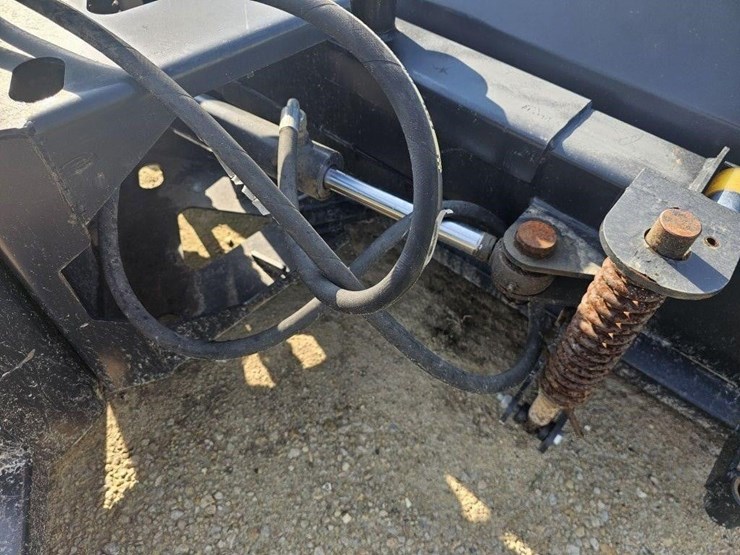 jct-6'-skid-steer-blade-image-1