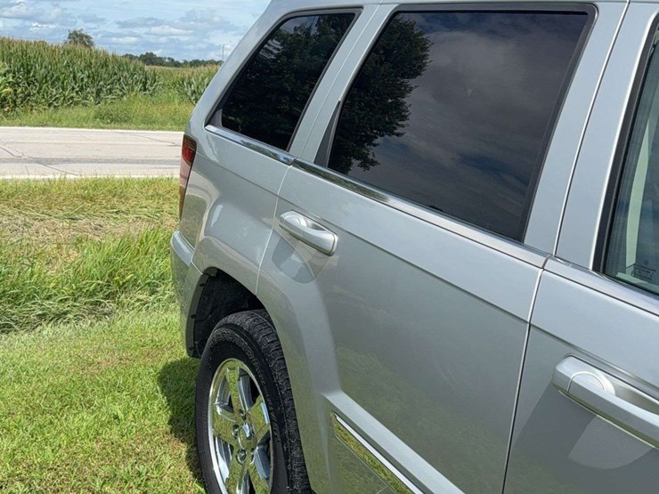 2005-jeep-grand-cherokee-image-4