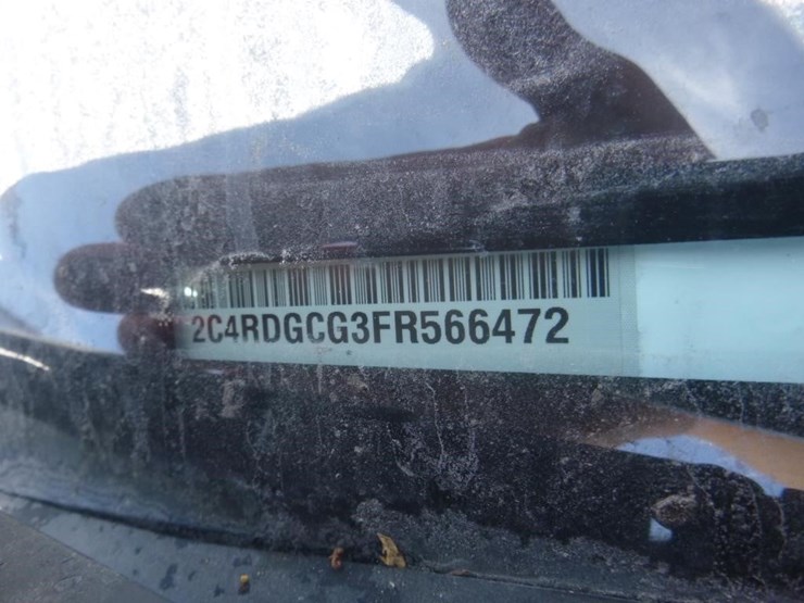 2015-dodge-grand-caravan-image-15