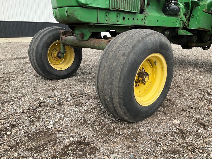 1961-john-deere-4010-image-9