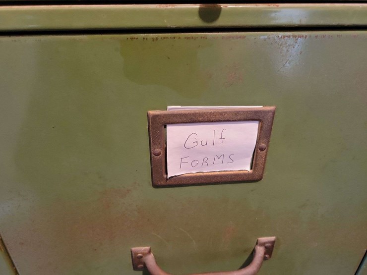 gulf-bland-forms-and-cabinet-image-5