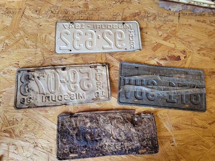 (4)-license-plates-image-2