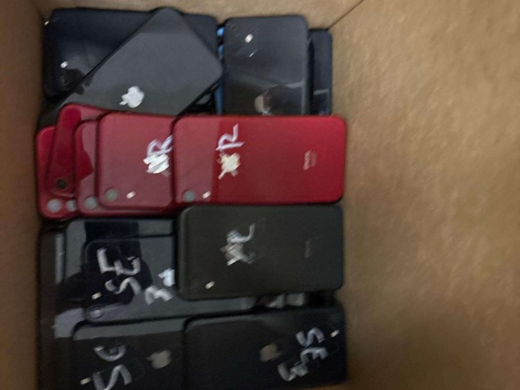 iphone-11s-xrs-se3s-image-2